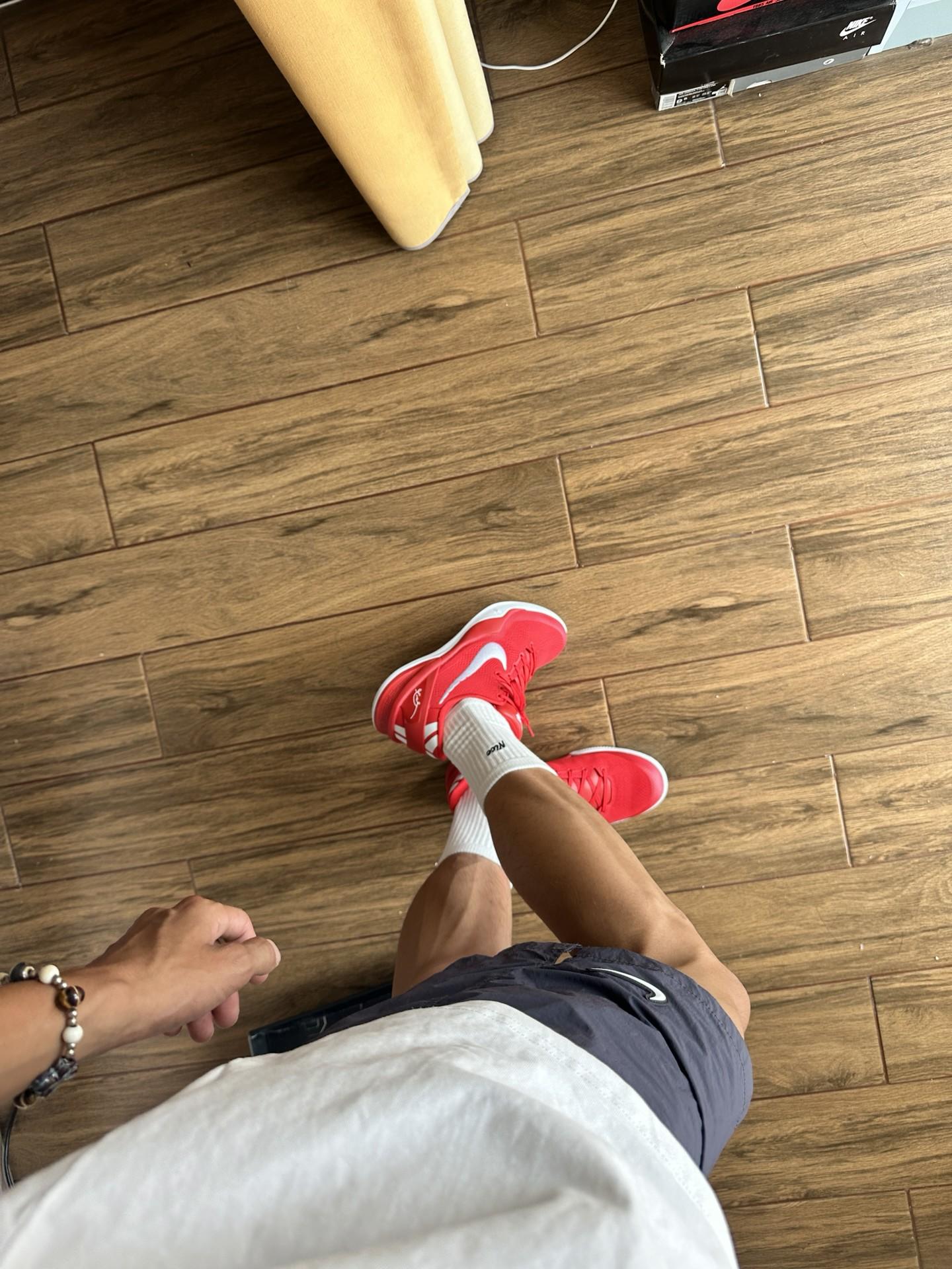 Kobe8 后卫心里的白月光
